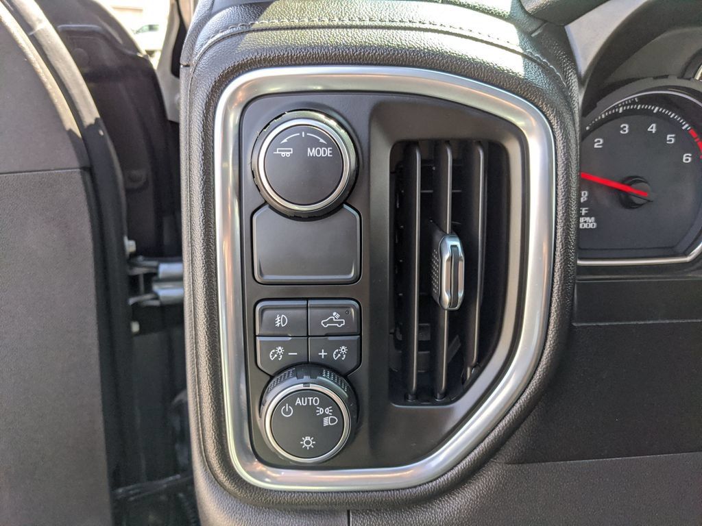 Used 2020 Chevrolet Silverado 1500 RST w/ All-Star Edition RWD image 12