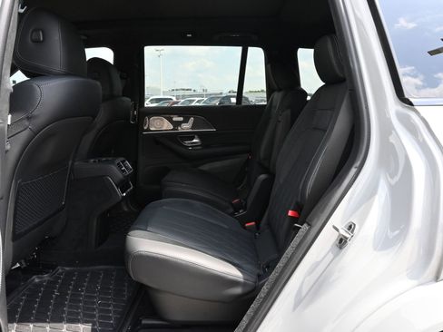 Used 2026 Mercedes-Benz GLS 63 AMG 4MATIC image 20