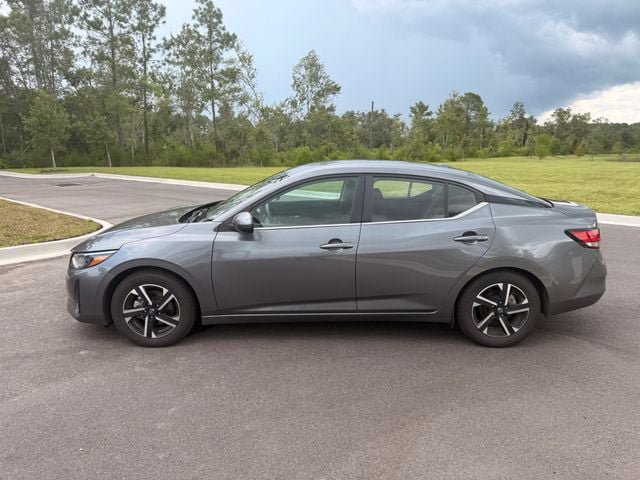 Used 2025 Nissan Sentra SV FWD image 13