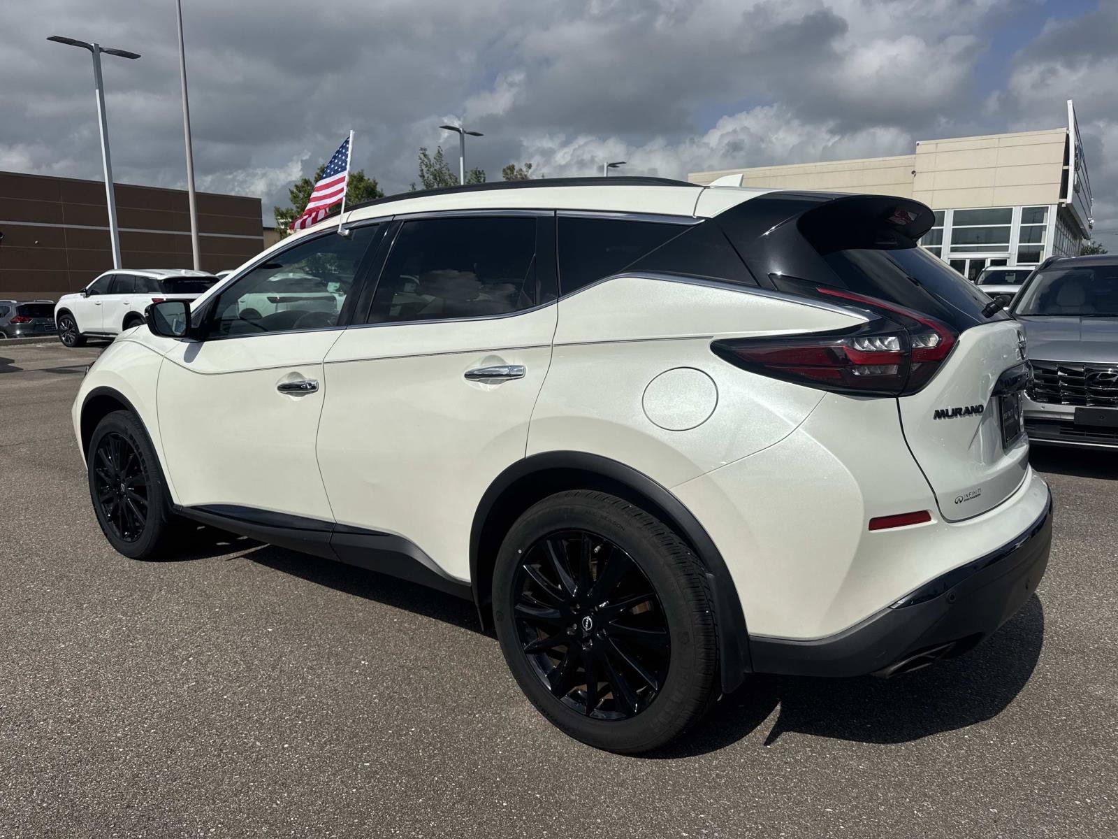Used 2024 Nissan Murano SV w/ SV Midnight Edition Package AWD/4WD image 7