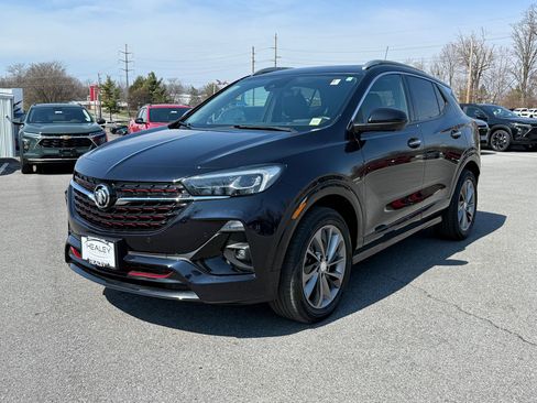 Certified 2021 Buick Encore GX Essence w/ Advanced Technology Package image 3