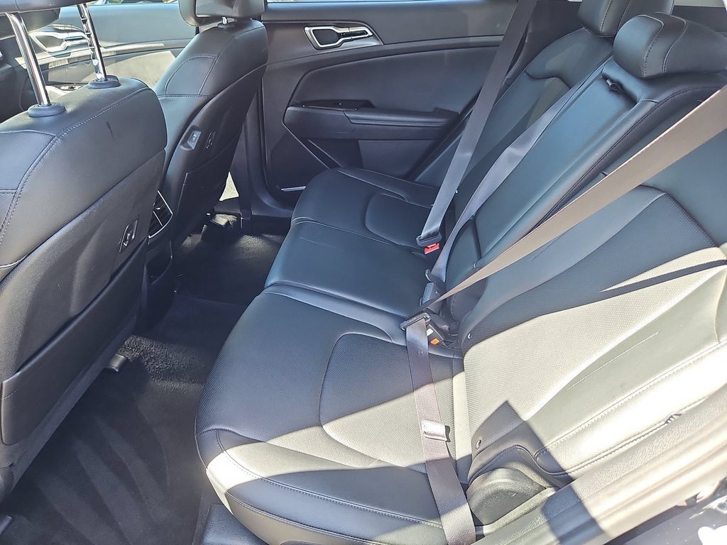 Certified 2024 Kia Sportage EX AWD/4WD image 29