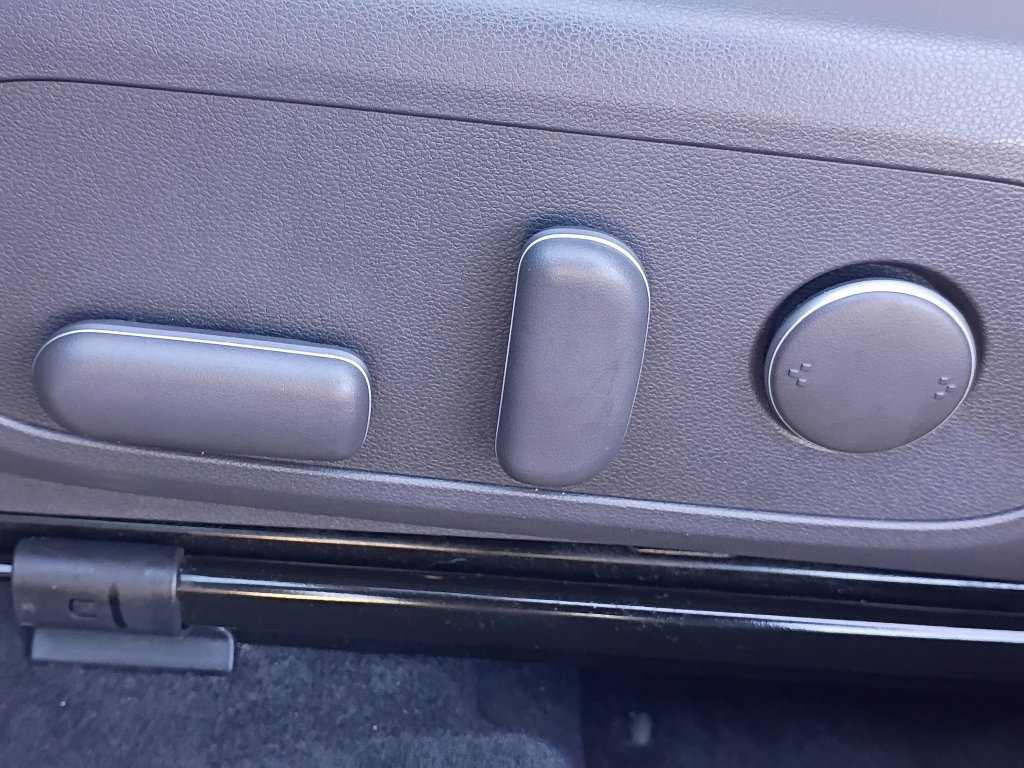 Certified 2025 Hyundai Kona SEL AWD/4WD image 21