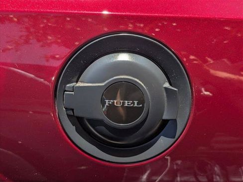 Used 2018 Dodge Challenger R/T Scat Pack RWD image 21