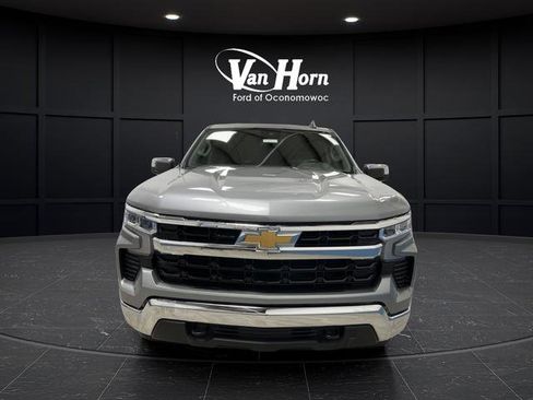 Used 2025 Chevrolet Silverado 1500 LT image 10