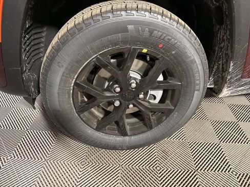 New 2026 Jeep Grand Cherokee Altitude AWD/4WD image 16