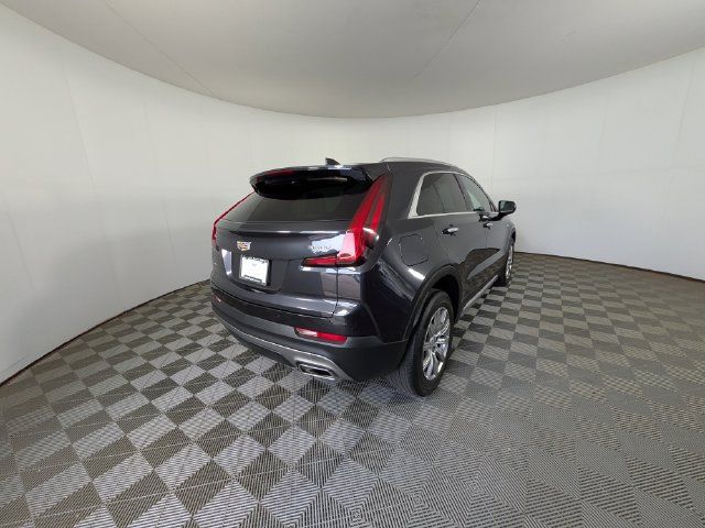 Certified 2023 Cadillac XT4 Premium Luxury w/ Cold Weather Package AWD/4WD image 3