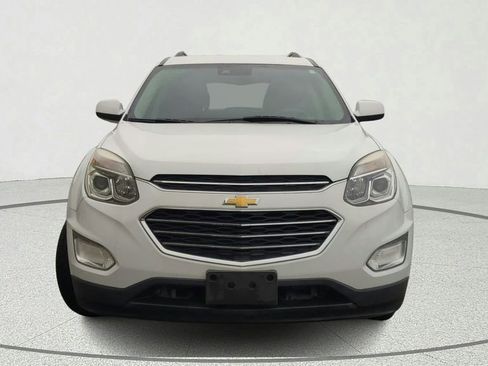 Used 2017 Chevrolet Equinox LT w/ Driver Confidence Package II image 2