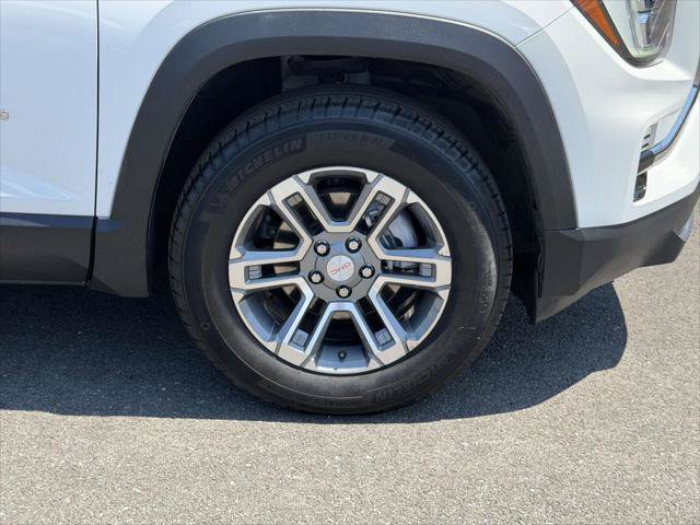 Used 2025 GMC Terrain Elevation AWD/4WD image 9