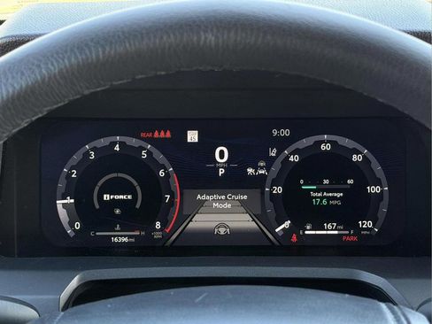 Used 2025 Toyota Tacoma TRD Off-Road AWD/4WD image 10