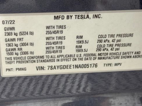 Used 2022 Tesla Model Y Long Range AWD/4WD image 31