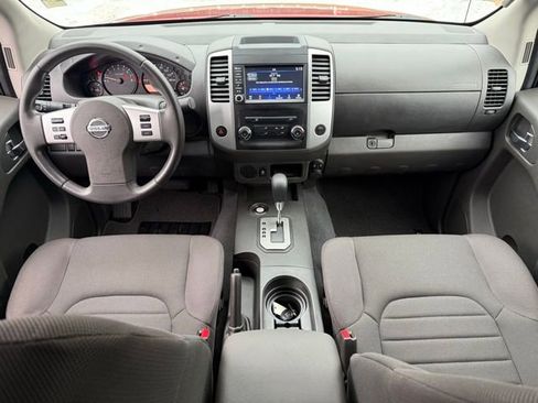 Used 2020 Nissan Frontier S image 20