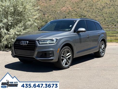 Used 2017 Audi Q7 3.0T Prestige AWD/4WD image 1