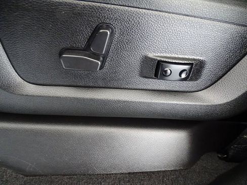 Certified 2023 RAM 3500 Big Horn w/ Level 1 Equipment Group image 3