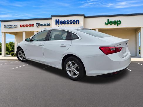 Used 2024 Chevrolet Malibu LT FWD image 5
