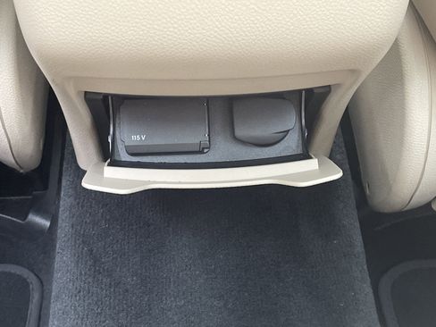 Certified 2020 Mercedes-Benz GLC 300 image 43