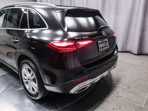 Certified 2025 Mercedes-Benz GLC 300 image 8