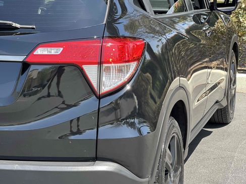 Used 2019 Honda HR-V EX image 48