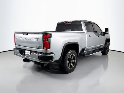 Used 2024 Chevrolet Silverado 3500 High Country w/ High Country Premium Package AWD/4WD image 5