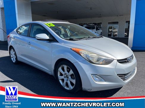 Used 2013 Hyundai Elantra Limited w/ Technology Pkg FWD image 4
