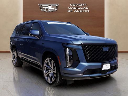 Used 2025 Cadillac Escalade Sport w/ Touring Package image 6