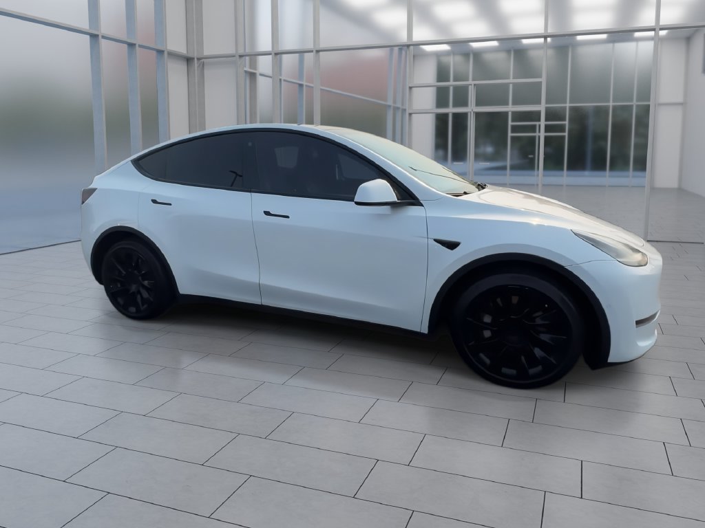 Used 2021 Tesla Model Y Long Range AWD/4WD image 9