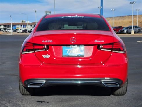 Used 2020 Mercedes-Benz A 220 4MATIC image 5