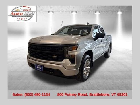 Used 2022 Chevrolet Silverado 1500 Custom AWD/4WD image 1