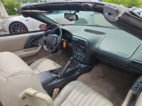 Used 2000 Chevrolet Camaro Z28 image 15