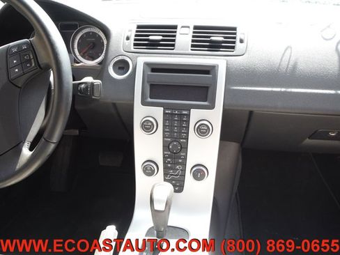 Used 2011 Volvo C70 T5 image 10