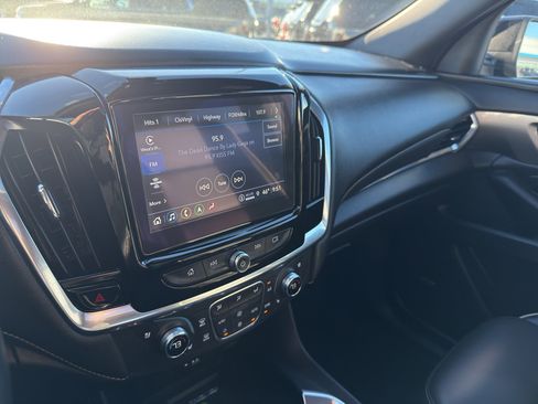 Certified 2023 Chevrolet Traverse Premier w/ Redline Edition image 21