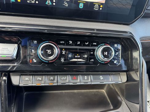 Used 2023 GMC Sierra 1500 AT4 w/ AT4 Premium Package image 34