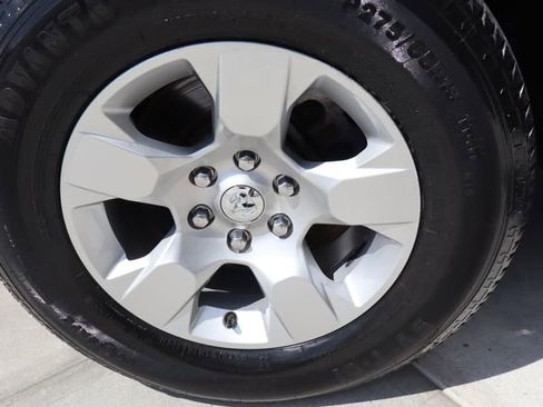 Used 2022 RAM 1500 Big Horn AWD/4WD image 42
