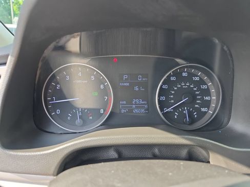Used 2017 Hyundai Elantra SE FWD image 15