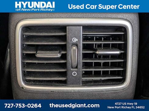 Used 2021 Kia Sportage LX FWD image 15