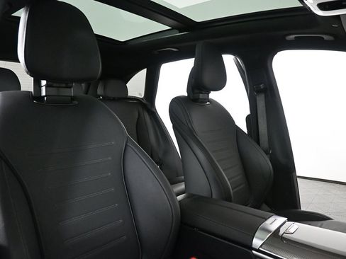 Used 2025 Mercedes-Benz GLC 43 AMG 4MATIC image 20