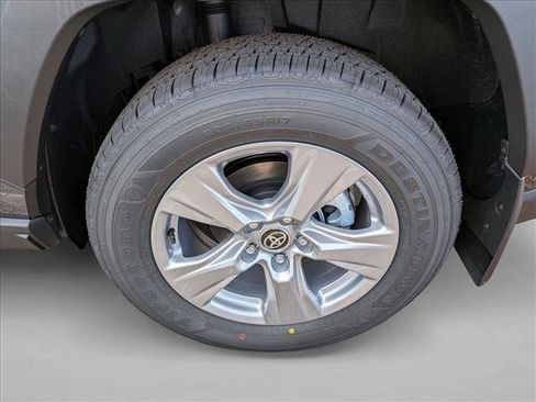 New 2025 Toyota RAV4 XLE image 9