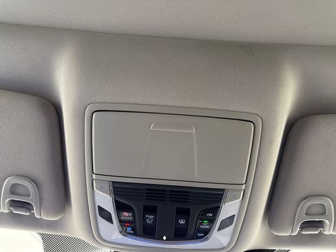 Used 2020 Acura RDX AWD w/ Advance Package image 21