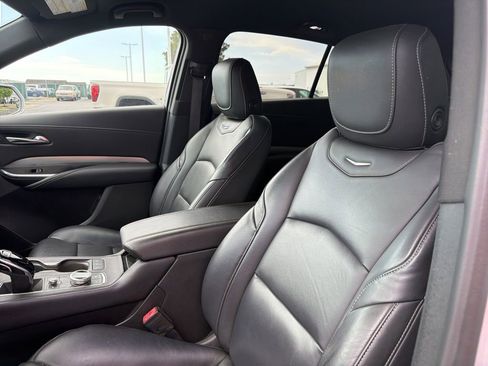 Used 2020 Cadillac XT4 Premium Luxury w/ Driver Awareness Package image 12