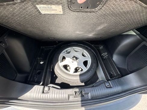 Used 2020 Ford Escape SE FWD image 14