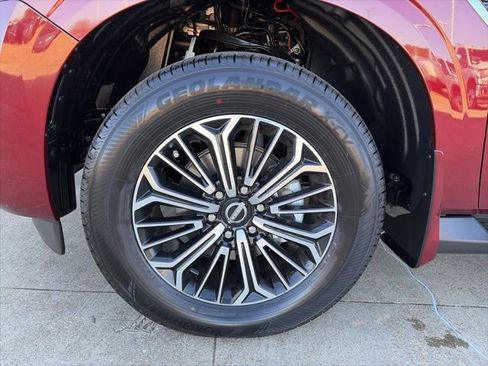 New 2026 Nissan Armada Platinum image 8