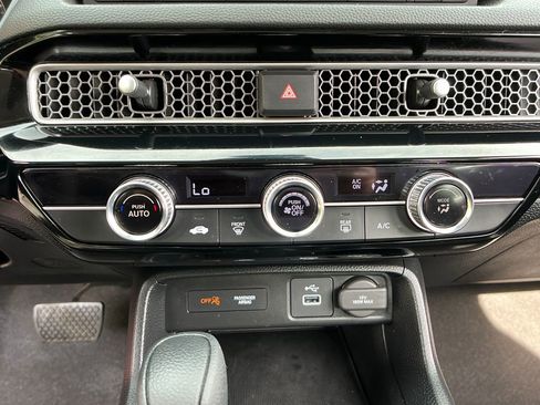 Used 2024 Honda Civic LX image 17