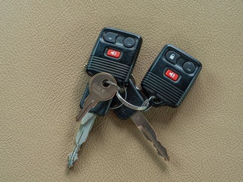 Used 2001 Ford F350 Lariat AWD/4WD image 44