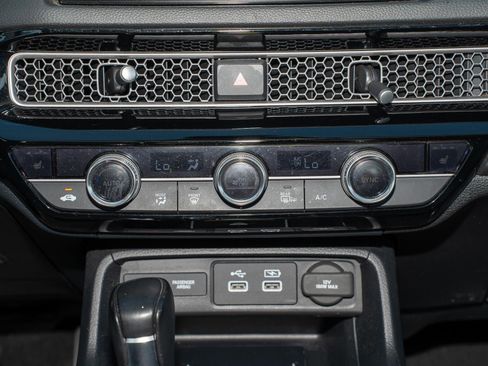 Certified 2023 Honda Civic Touring image 23