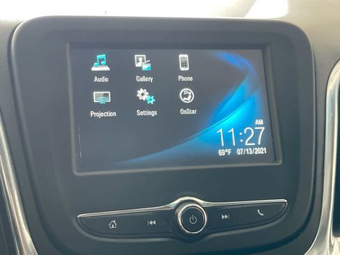 Used 2018 Chevrolet Equinox LT AWD/4WD image 16