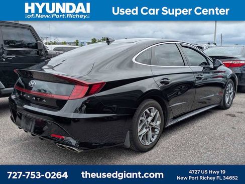 Used 2023 Hyundai Sonata SEL w/ Convenience Package FWD image 2