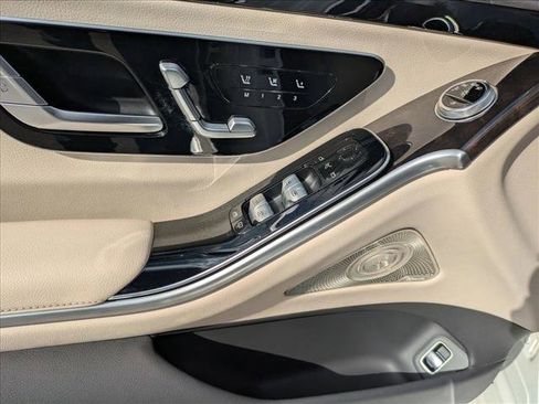 Used 2023 Mercedes-Benz S 500 4MATIC image 6