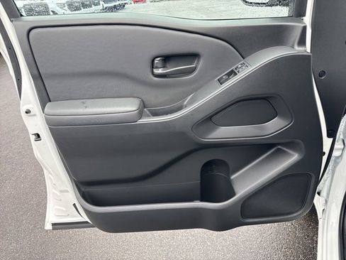 Used 2024 Nissan Frontier S w/ Technology Package image 23