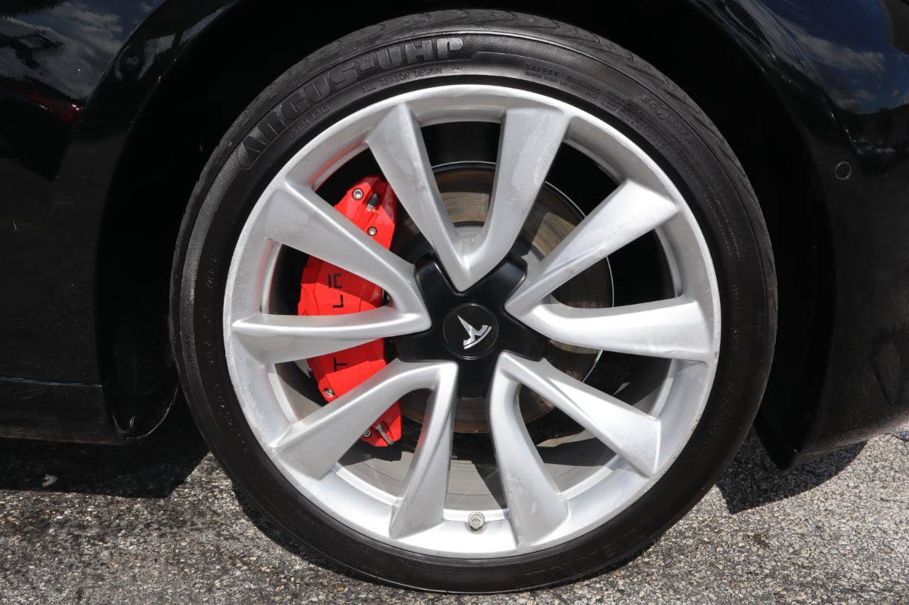 Used 2018 Tesla Model 3 Long Range RWD image 26