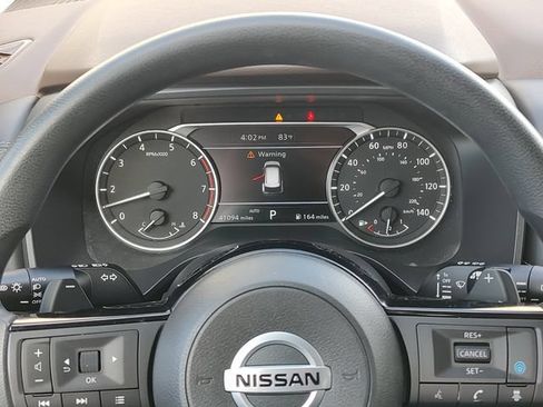 Used 2021 Nissan Rogue SV AWD/4WD image 12